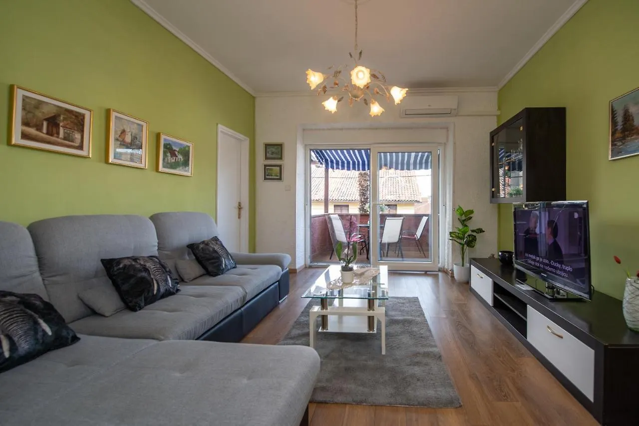Apartment Minka أوباتيا